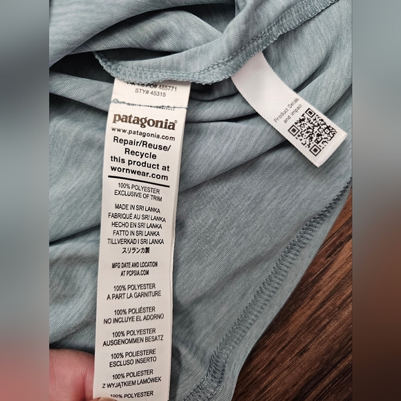 Patagonia Women's Capilene Cool Daily Hoodie Size Small - Picture 7 of 10